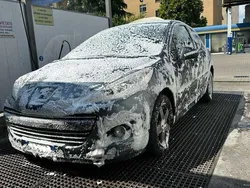 Usata 2011 Peugeot 207 Active Tre volumi | 7500 € (Molto cara)