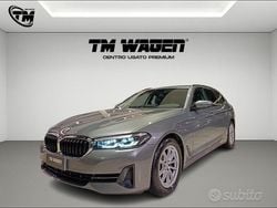 Grigio Usata 2022 BMW 518 Station wagon | 30.900 € (Ottimo prezzo)