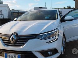 Usata 2016 Renault Mégane IV Intens Tre volumi | 9000 € (Buon prezzo)