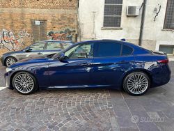 Blu/azzurro Usata 2017 Alfa Romeo Giulia Super Tre volumi | 15.500 € (Buon prezzo)