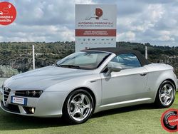 Argento Usata 2007 Alfa Romeo Spider Exclusive Cabrio | 16.900 € (Buon prezzo)