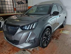 Grigio Usata 2023 Peugeot 2008 GT SUV | 18.950 € (Buon prezzo)