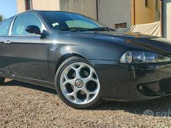 Nero / metallizzato Usata 2005 Alfa Romeo 147 Distinctive Due volumi | 7490 €