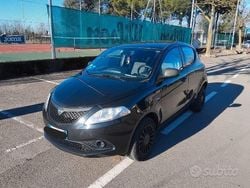 Nero Usata 2019 Lancia Ypsilon Due volumi | 7600 € (Buon prezzo)