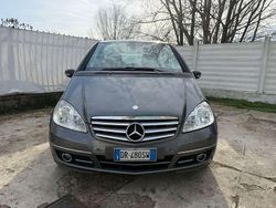 Grigio Usata 2008 Mercedes A180 Elegance Coupé | 2500 € (Ottimo prezzo)