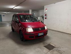 Rosso Usata 2009 Fiat Panda Active Tre volumi | 3500 € (Buon prezzo)