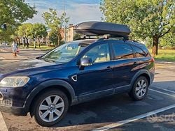 Blu/azzurro Usata 2008 Chevrolet Captiva SUV | 4000 € (Molto cara)