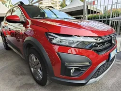Rosso Usata 2021 Dacia Sandero Comfort Due volumi | 12.700 € (Buon prezzo)