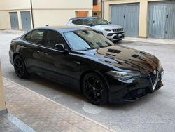 Nero Usata 2017 Alfa Romeo Giulia Veloce Tre volumi | 20.500 € (Ottimo prezzo)