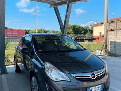 Grigio Usata 2011 Opel Corsa Due volumi | 2900 € (Buon prezzo)