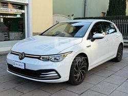 Bianco Usata 2023 VW Golf VIII Style Tre volumi | 24.990 € (Buon prezzo)
