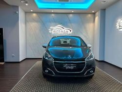Grigio Usata 2017 Peugeot 208 Active Due volumi | 6900 € (Buon prezzo)