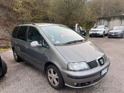 Grigio Usata 2009 Seat Alhambra Reference Monovolume | 4900 €
