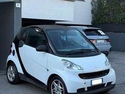 Bianco Usata 2009 Smart ForTwo Coupé Pulse Due volumi | 4900 € (Buon prezzo)