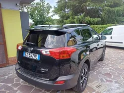 Usata 2014 Toyota RAV4 Style SUV | 10.500 € (Ottimo prezzo)