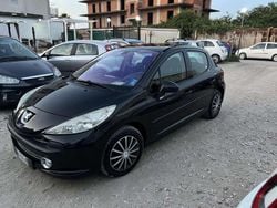 Usata 2008 Peugeot 207 Tre volumi | 2350 € (Buon prezzo)