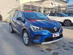 Blu Usata 2021 Renault Captur Zen SUV | 16.450 € (Cara)