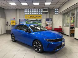 Blu/azzurro Usata 2023 Opel Astra Elegance Tre volumi | 20.900 € (Buon prezzo)