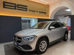 Grigio Usata 2021 Mercedes 200 Business SUV | 31.900 € (Buon prezzo)