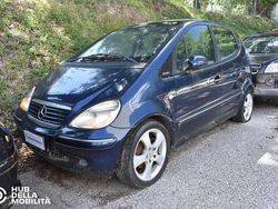 Blu Usata 2001 Mercedes A170 Elegance Tre volumi | 500 € (Super prezzo)