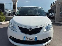 Bianco Usata 2017 Lancia Ypsilon Gold Due volumi | 8490 € (Buon prezzo)