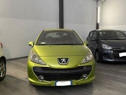 Verde Usata 2006 Peugeot 207 Tre volumi | 2990 € (Cara)