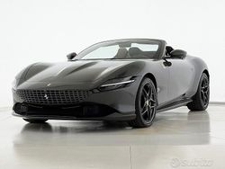 Grigio Nuova 2025 Ferrari Roma Cabrio | 338.000 € (Molto cara)