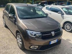 Usata 2019 Dacia Sandero Comfort Due volumi | 8500 € (Buon prezzo)