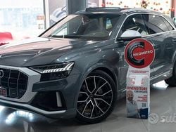 Grigio daytona metallizzato Usata 2019 Audi Q8 S-Line SUV | 46.999 € (Buon prezzo)