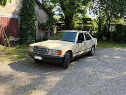 Usata 1988 Mercedes 190 Tre volumi | 3250 €