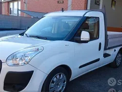 Bianco Usata 2013 Fiat Strada Pick-up | 13.900 € (Cara)