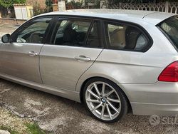 Grigio Usata 2010 BMW 318 Tre volumi | 3000 € (Super prezzo)
