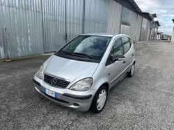 Grigio Usata 2004 Mercedes A170 Avantgarde Monovolume | 2400 € (Buon prezzo)