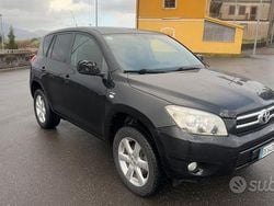 Nero Usata 2008 Toyota RAV4 SUV | 4800 € (Buon prezzo)