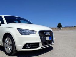 Bianco Usata 2012 Audi A1 Sportback Due volumi | 9000 € (Buon prezzo)