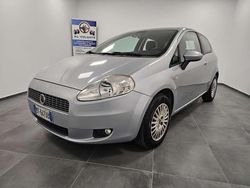 Grigio Usata 2008 Fiat Grande Punto Active Due volumi | 3990 € (Buon prezzo)