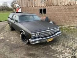 Nero Usata 1981 Chevrolet Impala Tre volumi | 5999 €