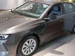 Blu Nuova 2024 Opel Astra Edition Tre volumi | 23.900 € (Buon prezzo)
