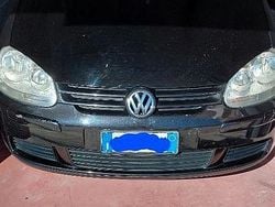 Usata 2003 VW Golf IV Tre volumi | 4500 € (Molto cara)