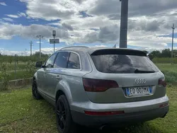 Usata 2007 Audi Q7 SUV | 6000 € (Super prezzo)