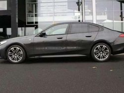 Sophisto Usata 2024 BMW 520 M Sport Tre volumi | 51.600 € (Buon prezzo)