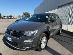 Grigio Usata 2021 VW T-Roc Business SUV | 21.450 € (Buon prezzo)