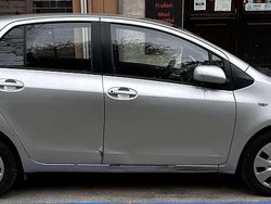 Usata 2009 Toyota Yaris Due volumi | 3700 € (Buon prezzo)