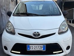 Bianco Usata 2013 Toyota Aygo Due volumi | 3199 € (Super prezzo)