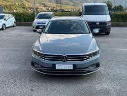 Grigio Usata 2022 VW Passat Executive Station wagon | 21.800 € (Buon prezzo)