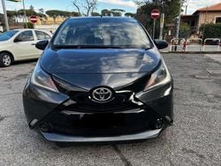 Grigio Usata 2017 Toyota Aygo X-cite Due volumi | 4950 € (Super prezzo)