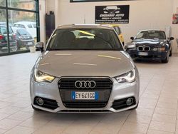Argento Usata 2015 Audi A1 Attraction Tre volumi | 9900 € (Buon prezzo)