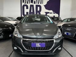 Grigio Usata 2017 Peugeot 208 Allure Due volumi | 8199 € (Buon prezzo)