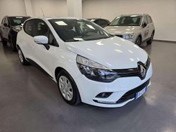 Bianco ghiaccio Usata 2018 Renault Clio IV Life Tre volumi | 8690 € (Buon prezzo)
