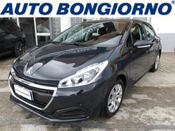 Viola Usata 2019 Peugeot 208 Active Due volumi | 9900 € (Buon prezzo)